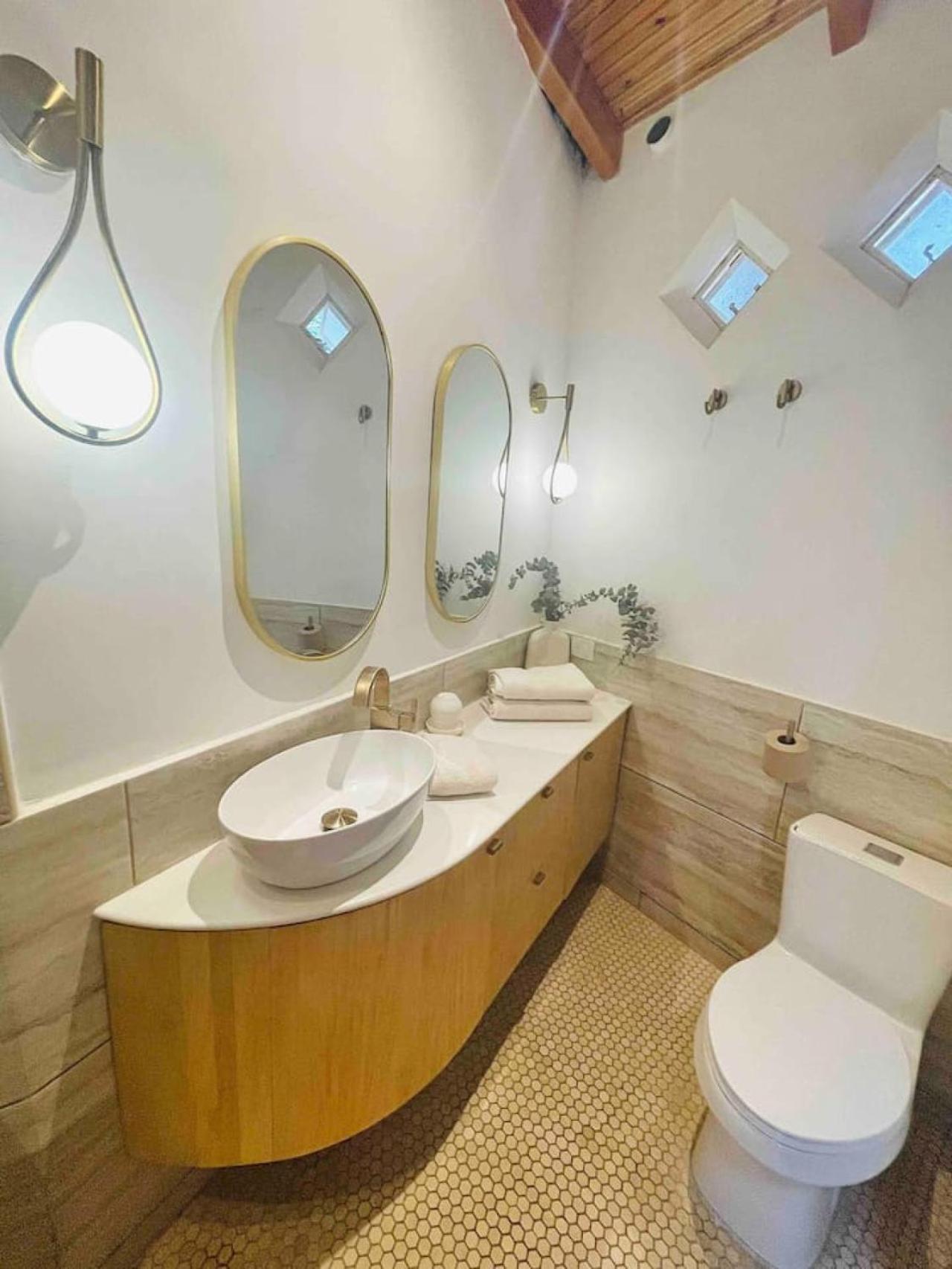 Lakefront Living Lovely Loft, San Marcos, Atitlan Apartment San Marcos La Laguna